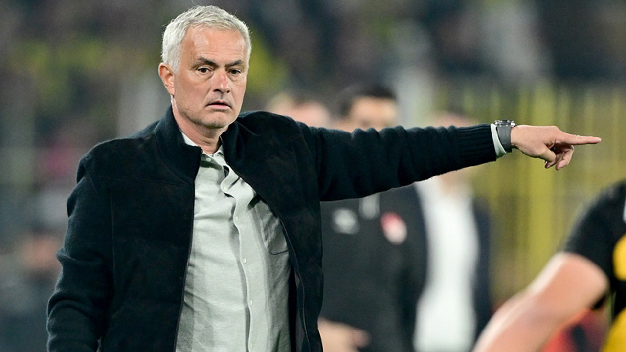 Fenerbahçe'de "olağanüstü kongre" sesleri! İki isim başkan adaylığını açıkladı