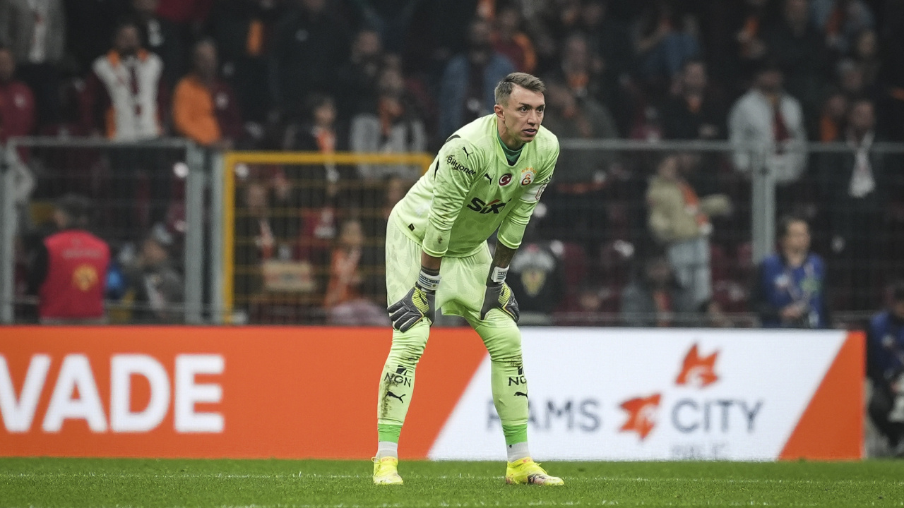 Muslera, Galatasaray tarihine geçmeye hazırlanıyor