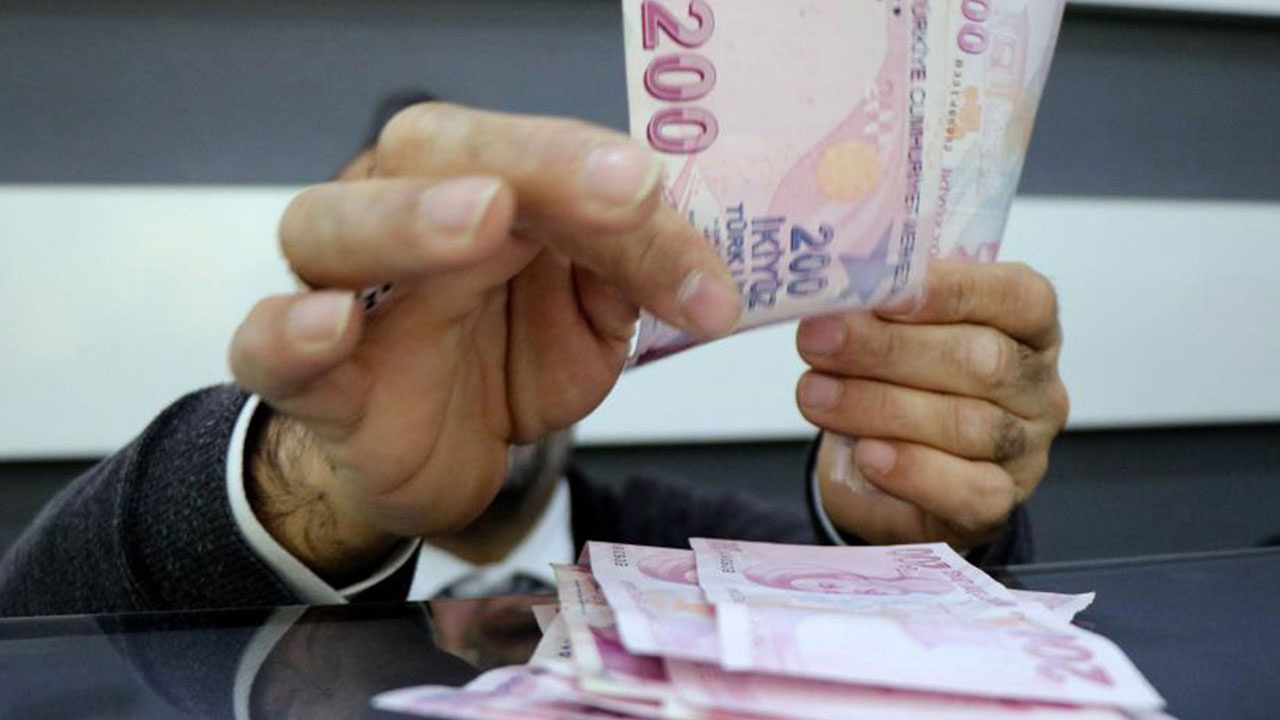 Ev kadınları emekli olacak! Detaylar belli oldu, ödemeler nasıl yapılacak sigorta primi...