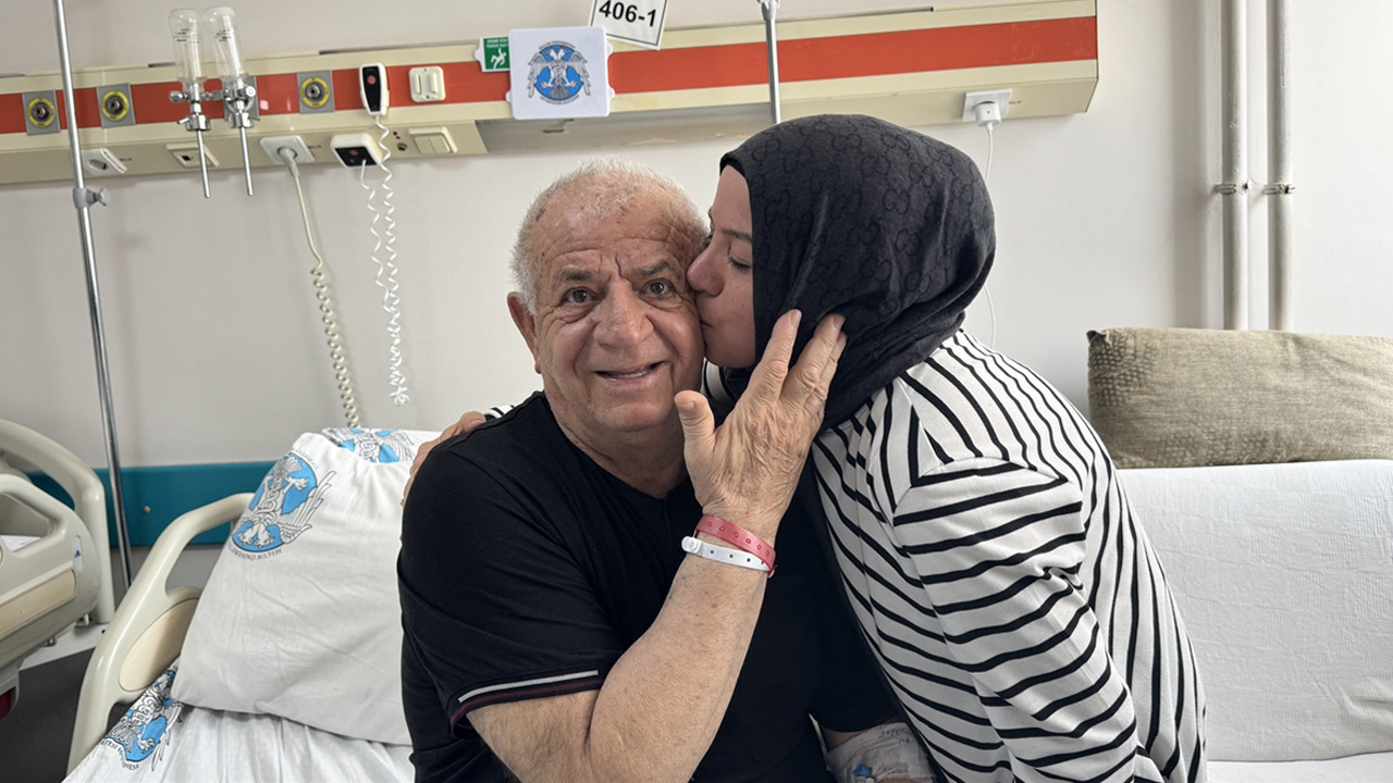 Konya'da beynine pıhtı adan adam Türkçe'yi unuttu Danca konuşuyor