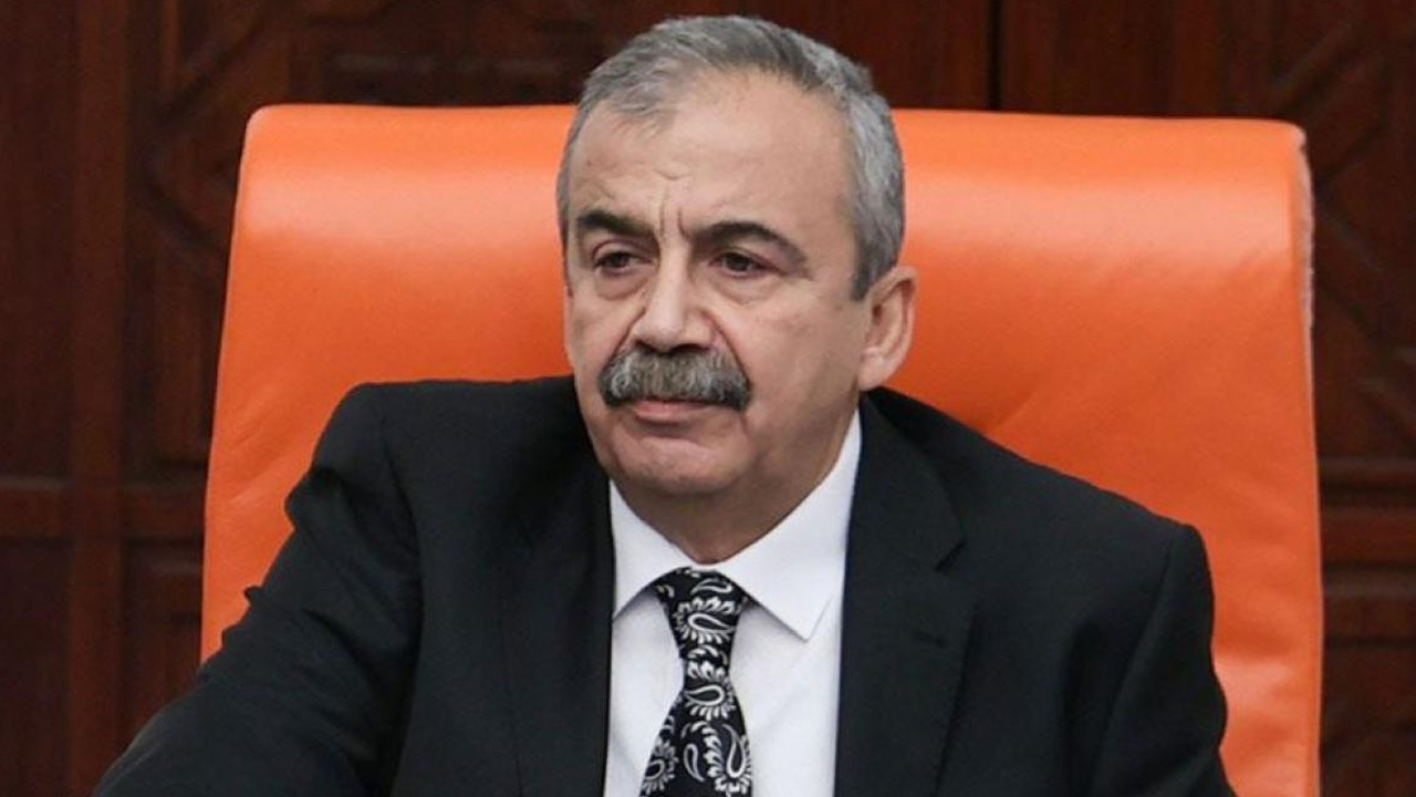 Sırrı Süreyya Önder'den gelen haberler kötü! Sağlık durumunu doktorlar açıkladı