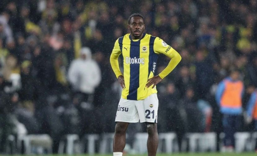 Fenerbahçe'de Mourinho operasyonu: 8 isimle yollar ayrılıyor