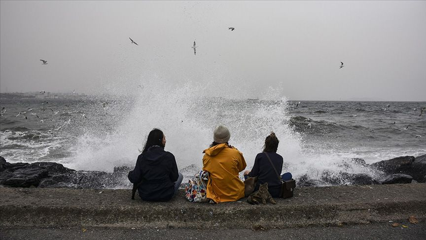 Meteoroloji alarmı önemli yağmur ve fırtına birlikte geliyor! İstanbul dahil 13 şehir