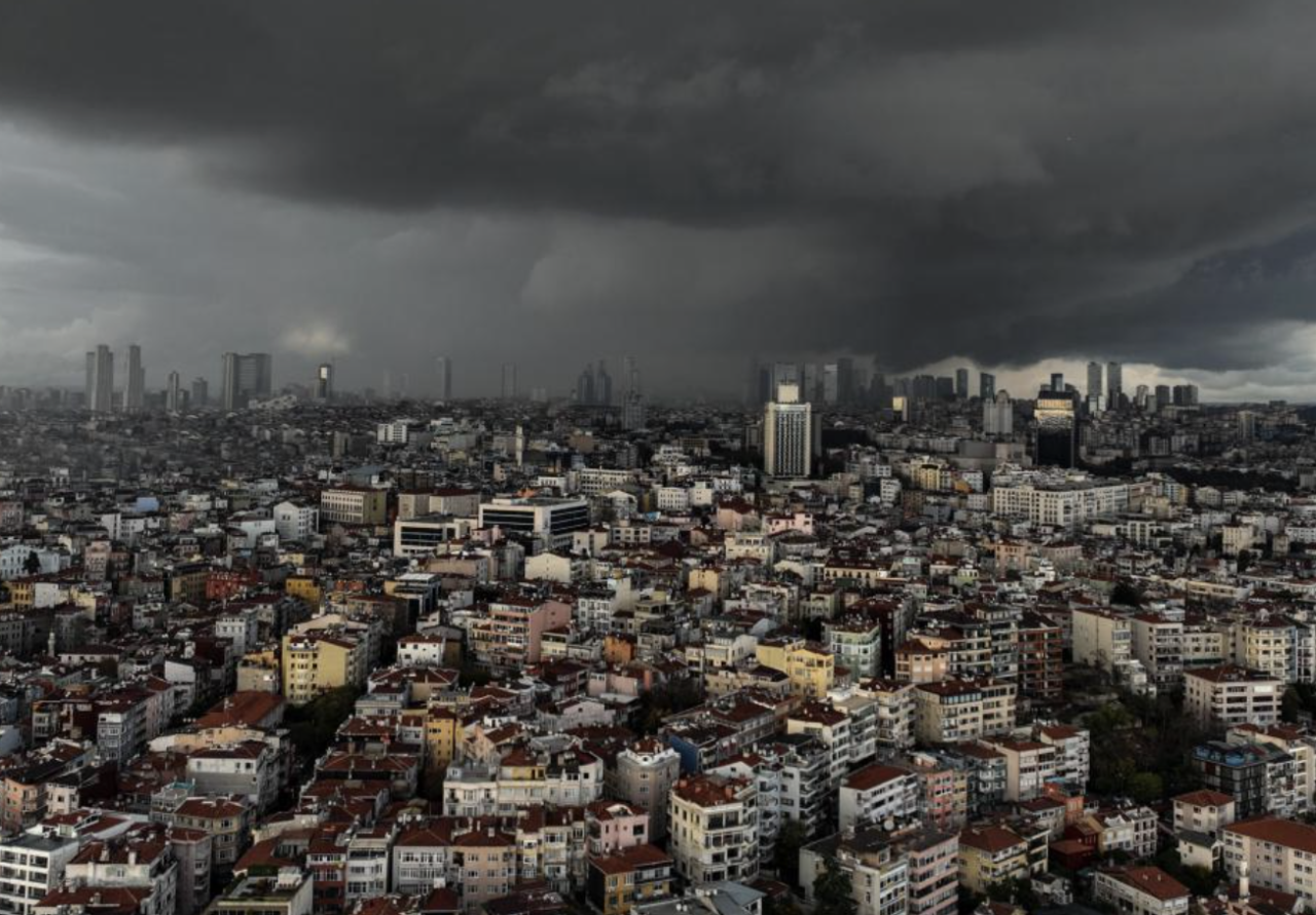 Dışarı çıkmadan bir kez daha düşünün! 28 ile sarı kodlu uyarı