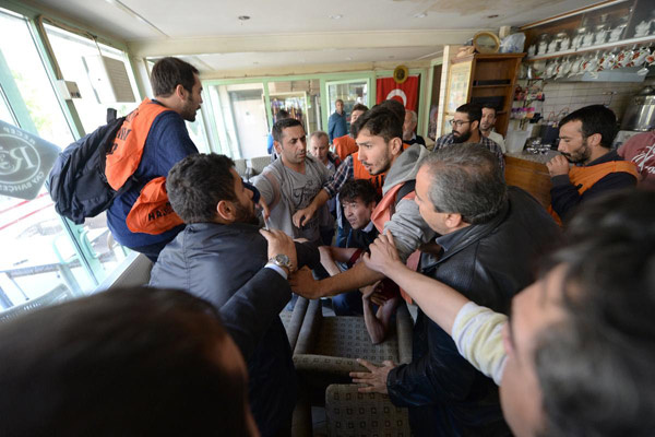 Önder: Patlamamış bir bomba tespit edildi - Resim: 1