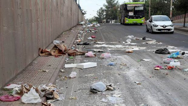 Diyarbakır'da yasak sonrası savaş manzarası! - Resim: 4