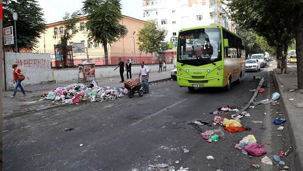 Diyarbakır'da yasak sonrası savaş manzarası! - Resim: 6