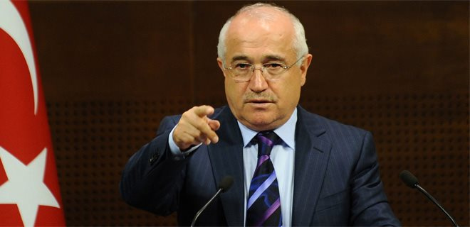 Cemil Çicek'ten itiraf gibi sözler: Biz zorlaştırıyoruz - Resim: 0