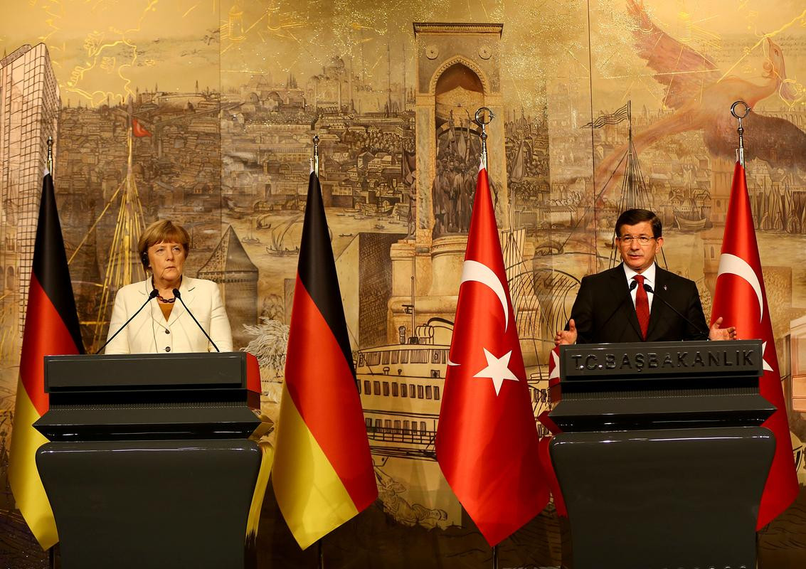 Angela Merkel ve Davutoğlu'ndan flaş açıklama - Resim: 0