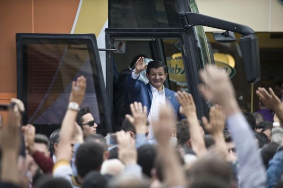 Başbakan Davutoğlu'ndan 50 bin konut müjdesi! - Resim: 0