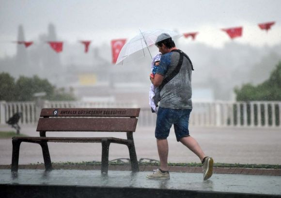 Antalya hava durumu okullar tatil mi? - Resim: 0