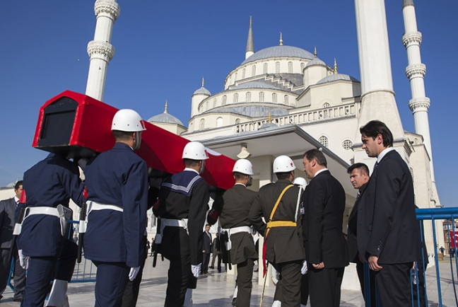 Acılı annenin feryatları yürek dağladı! - Resim: 1