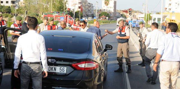 Jandarma MHP konvoyunu durdurunca kriz çıktı! - Resim: 0