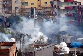 Vatandaşlar polise haber verince ilçede çatışma çıktı - Resim: 0