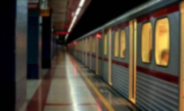 Metro istasyonunda şok olay! Metro kapatıldı - Resim: 0