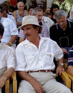 Yılmaz Köksal kimdir-karısı ve çocukları - Resim: 1